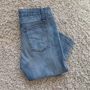 brandy melville high waisted jeans! ❤️